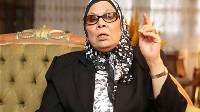 آمنة نصير: السيدة خديجة وقفت بجوار 