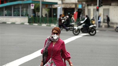 الصحة الإيرانية: إصابة 10 آلاف طبيب بفيروس كورونا