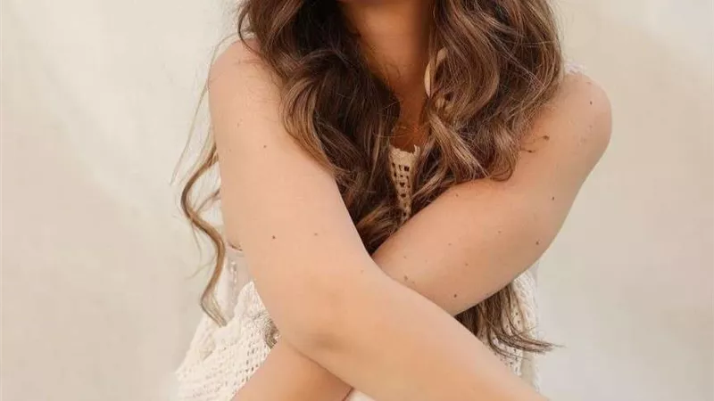 آخرهم إصابة ليلى زاهر بـ أوميكرون..  تعرف على أعراض خطيرة للمرض
