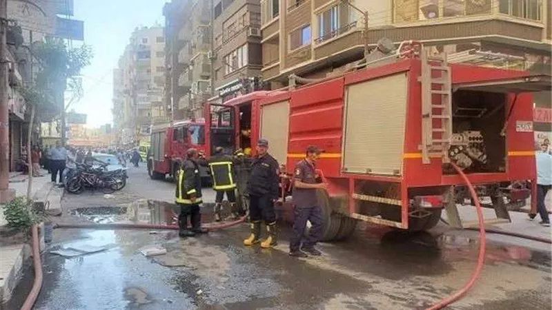 الحماية المدنية تسيطرة على حريق هائل بـ 3 منازل بالبدرشين