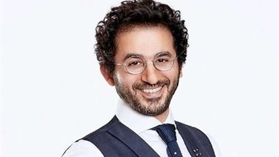 على طريقته.. أحمد حلمي يهنئ جمهوره بعيد الفطر المبارك