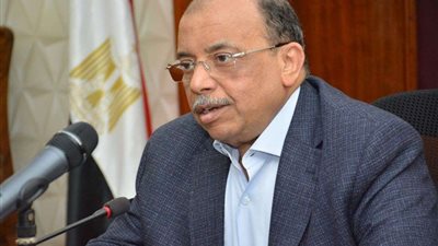 وزير التنمية المحلية يجري اتصالات مع المحافظين لمنع أي تجمعات وإغلاق الشواطئ والحدائق خلال العيد