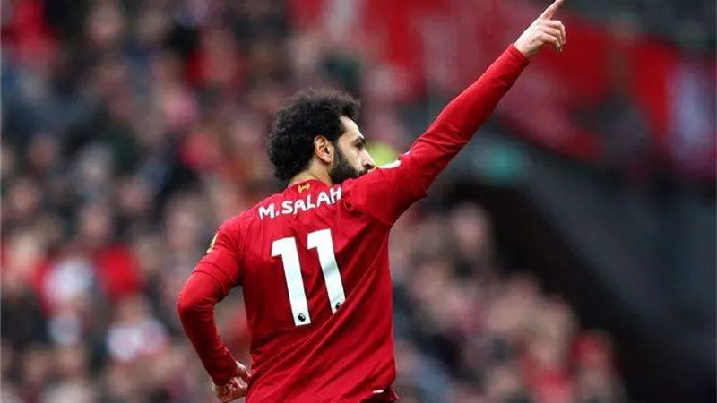 محمد صلاح يظهر بعلم مصر في إعلان ليفربول عن قميصه الثالث لهذا الموسم (فيديو)