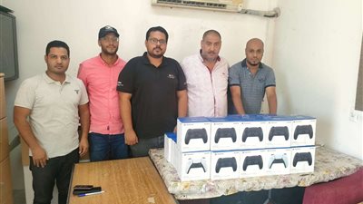 جمارك سفاجا تنجح في ضبط 10 محاولات تهرب جمركي لهواتف المحمول