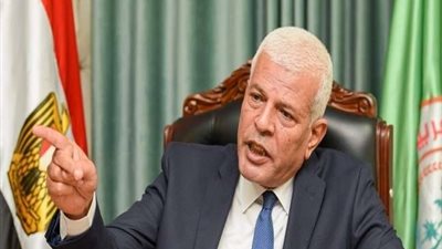 نقيب الزراعيين : الجفاف يهدد 2.5 مليار نسمة بالموت بسبب التغير المناخي.. فيديو