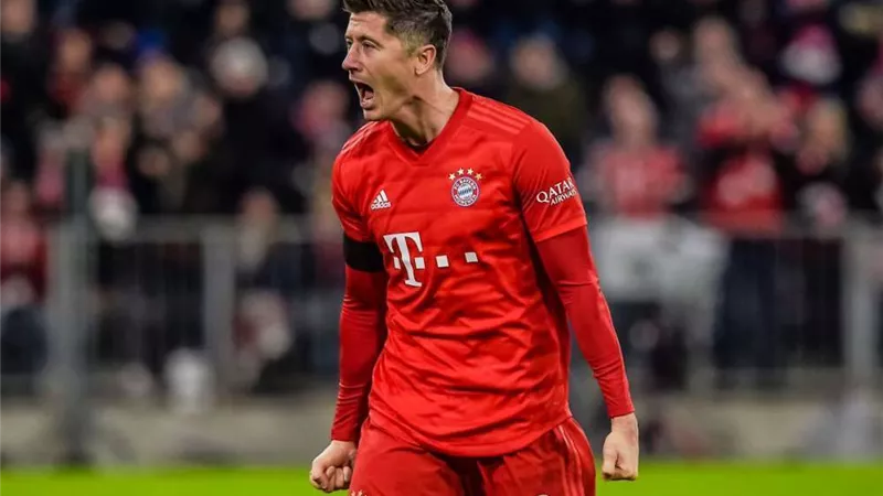 ليفاندوفسكي يقود الهجوم.. تشكيل بايرن ميونخ أمام بروسيا دورتموند