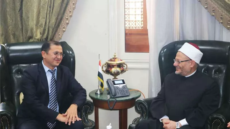 أبرز ما جاء في لقاء مفتي الجمهورية  وسفير أوزبكستان بالقاهرة