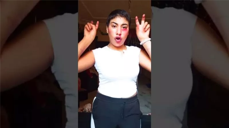 النيابة العامة: حبس فتاة 