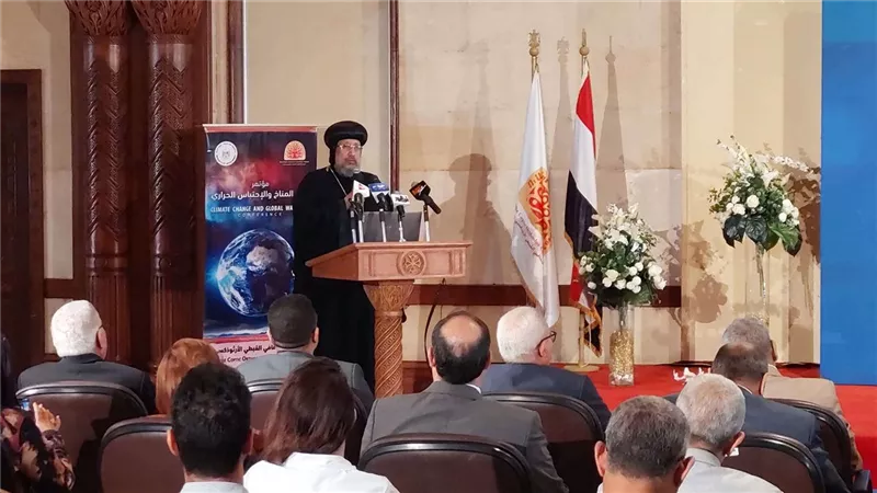 مستشار تنمية مستدامة يوضح علاقة الإنسان بالبيئة