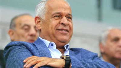 فرج عامر يزف بشرى سارة لجمهور الاهلى
