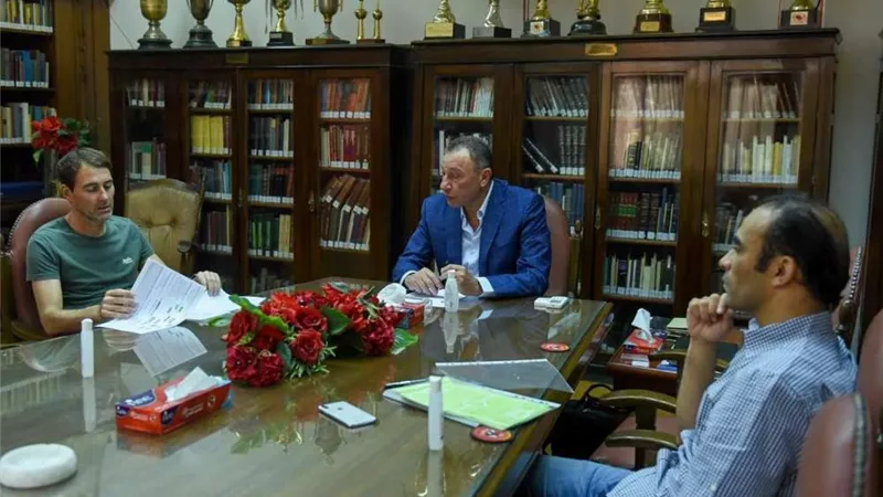 الأهلي يضغط على فايلر خوفًا من أطماع الخليج