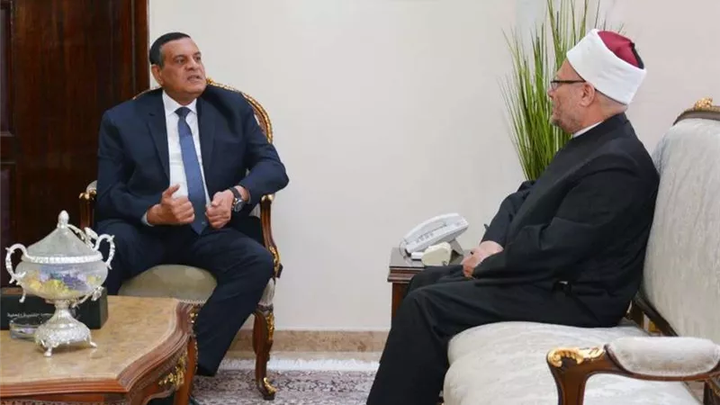 مفتي الجمهورية يهنئ وزير التنمية المحلية مسؤولية الوزارة