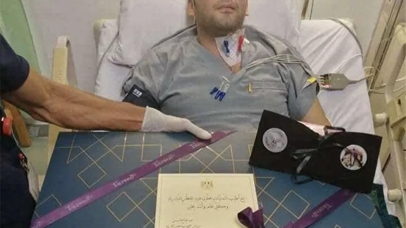 الدكتور مجدي يعقوب يحقق أمنية الطبيب المصاب بفقدان الرؤية