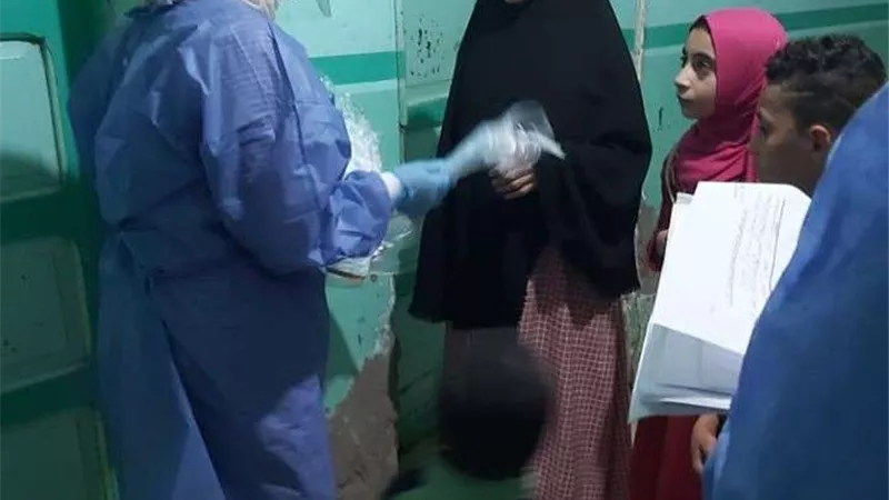 محافظ الجيزة: توزيع 1093 حقيبة أدوية ومستلزمات على الحالات البسيطة والمخالطين بكورونا