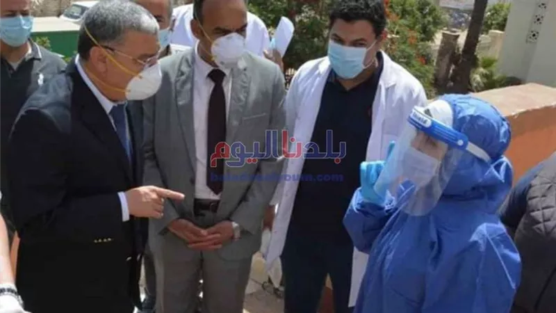 محافظ المنيا يقٌيل مدير مستشفي مطاي المركزي ومسئول المخازن بمستشفى مغاغة