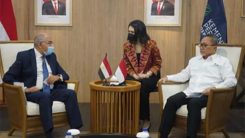 السفير المصري في جاكرتا يلتقي وزير التجارة الأندونيسي