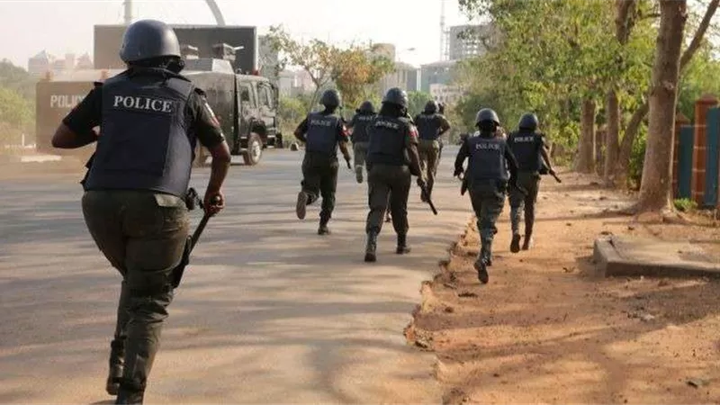 مصرع 8 أشخاص وفقدان آخرين إثر انقلاب قارب فى شمال نيجيريا