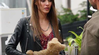 منصة شاهد تتطرح الأسئلة على المتابعين عن مسلسل الجار المثالي