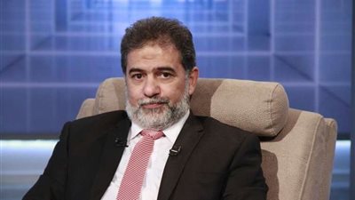 محسن محي الدين يكشف سر حجاب زوجته نسرين