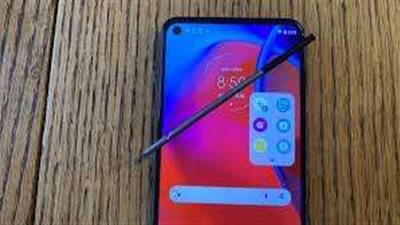 تجاوز الـ 20 ألف جنيه.. مميزات وعيوب هاتف Motorola Edge 30 Ultra