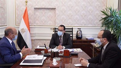 وزير العدل: تحديد عدد الحضور في قاعات المحاكم.. والكمامة شرط الدخول