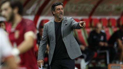فيتوريا يكشف سبب استبعاد عواد من قائمة منتخب مصر