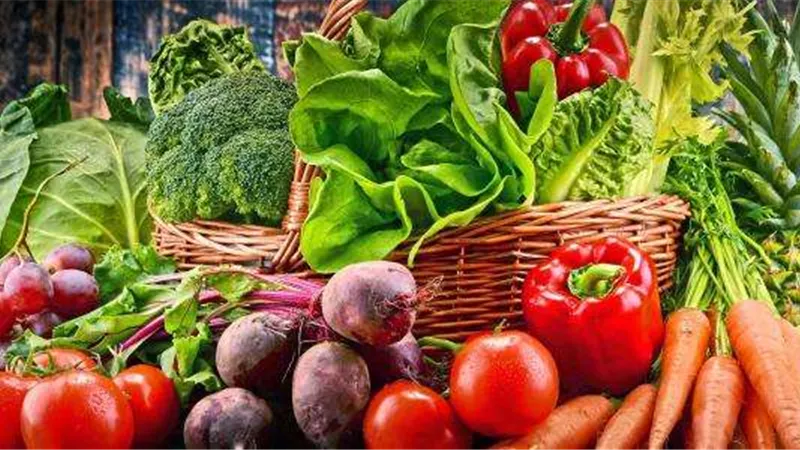 أسعار الخضروات والفاكهة اليوم الأربعاء في الأسواق