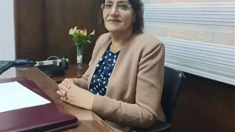 هل يرتفع سعر الدولار لـ 22 جنيه عقب قرار الفيدرالي الأمريكي .. خبير اقتصادي يوضح