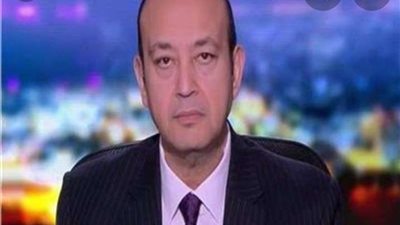 عمرو أديب ينفعل على أولياء الأمور عقب إشاعة تأجيل الدراسة