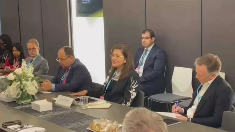 «السعيد» تشارك بالمائدة المستديرة 