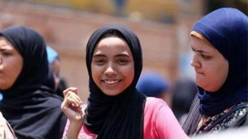 محافظ قنا يعتمد تنسيق القبول بالثانوية العامة 2020 للشهادة الإعدادية