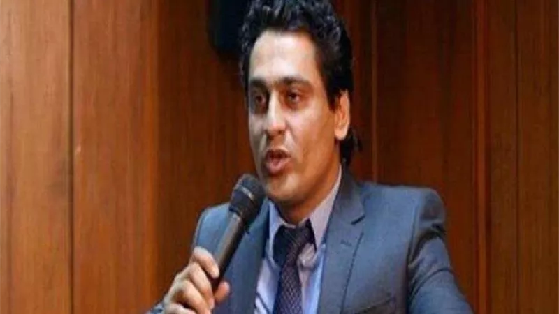 مجهود ضخم.. إصابة الكاتب الصحفي أيمن عبد المجيد بأزمة قلبية
