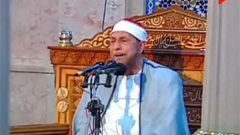 بث مباشر.. صلاة الجمعة من مسجد الإمام الحسين