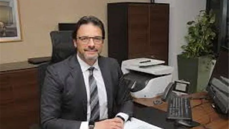 البنك الأهلي يوضح مميزات 