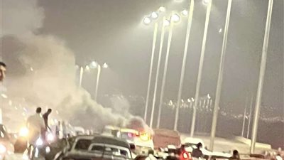 حريق بسيارة ملاكي يتسبب في شلل مروري بمحور 26 يوليو