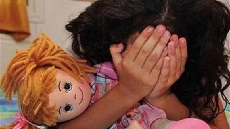 تجديد حبس طالب بالشهادة الإعدادية بتهمة اغتصاب طفلة عمرها 3 سنوات