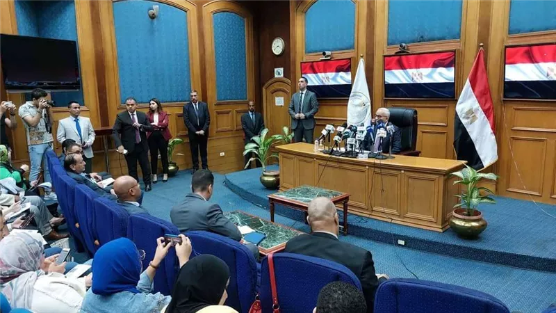 رضا حجازي: المعلم هو شريان العملية التعليمية