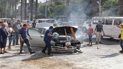 ما السر وراء إشعال سعودي النيران في 3 سيارات