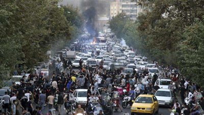 مقتل مسؤول مخابرات الحرس الثوري الإيراني برصاصة في الصدر