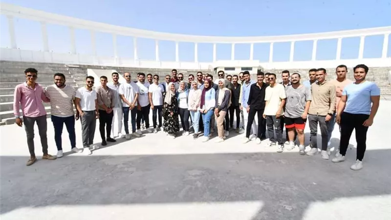 الإسكان تنظم زيارة ميدانية موسعة لوفد من طلاب الجامعة المصرية الروسية لمدينة العلمين الجديدة