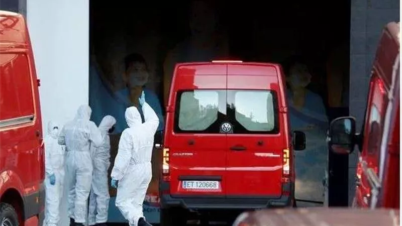 فرنسا.. تسجيل 111 حالة وفاة جديدة بفيروس كورونا