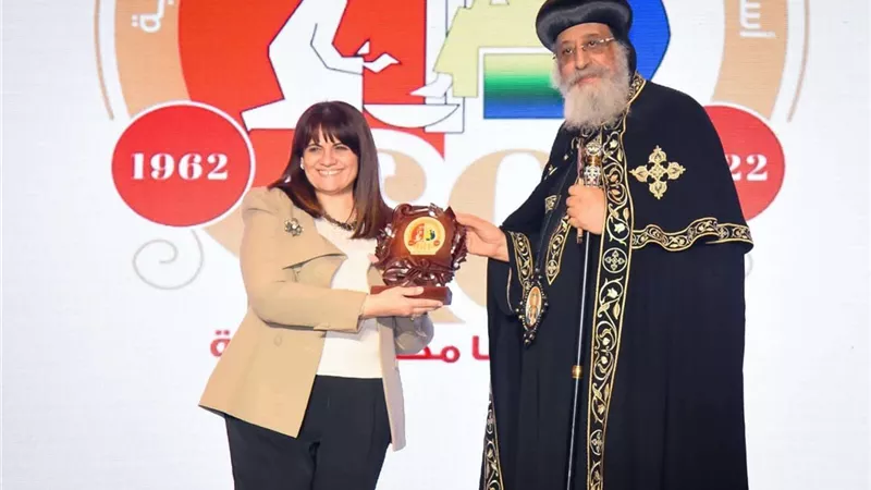 وزيرة الهجرة تشارك في احتفالية مرور 60 عاما على تأسيس أسقفية الخدمات العامة