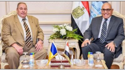رئيس الهيئة العربية للتصنيع يبحث مع سفير رومانيا بالقاهرة تعزيز الشراكة في عدة مجالات