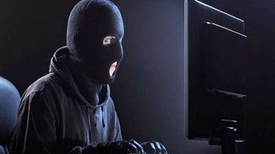 عن طريق الاتصالات.. خبير معلومات يكشف طريقة تهكير الواتساب
