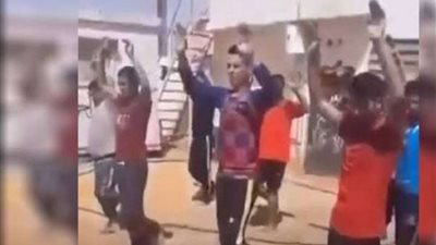 عاجل.. المصريون المحتجزون في ليبيا يصلون إلى القاهرة خلال ساعات