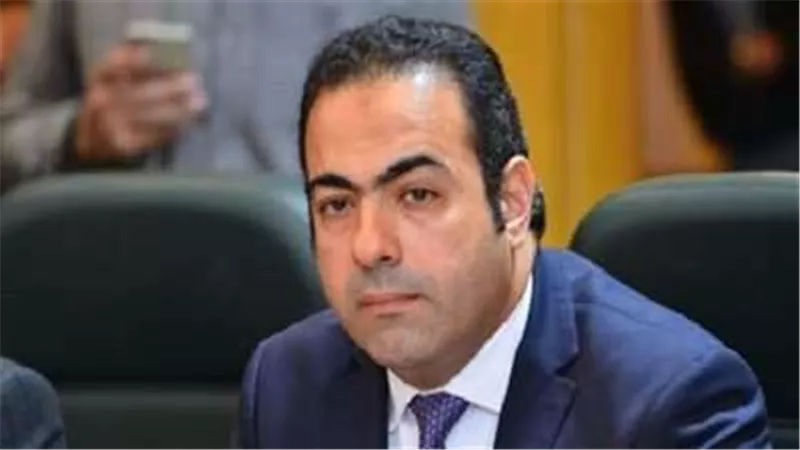 بالتزكية.. النائب محمود حسين رئيسًا للجنة 