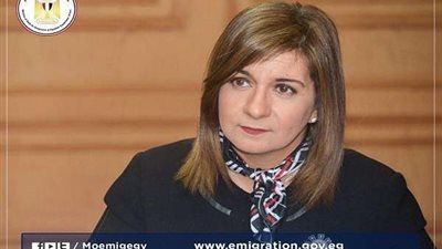 وزيرة الهجرة: التعاون مع محافظ أسوان لإنهاء إجراءات عودة المصريين العالقين بالسودان