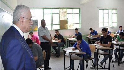 الصحة: وضع خطة للإخلاء في حالة حدوث أي طارئ بامتحانات الثانوية العامة