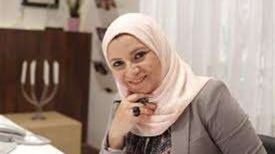 من تخصص أموات لمطربة ..  القصة الكاملة لمهنة هبة قطب الحقيقية