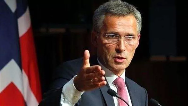 الناتو: استعادة ليمان تؤكد أن الأوكرانيين بوسعهم دحر القوات الروسية